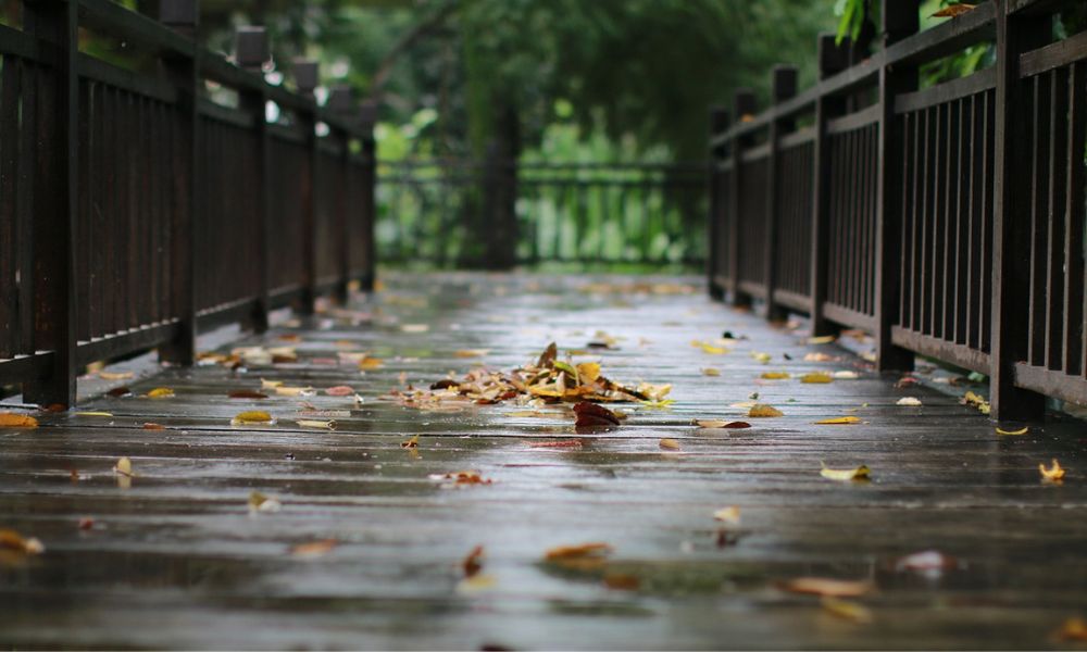 Exposing wood to direct rain